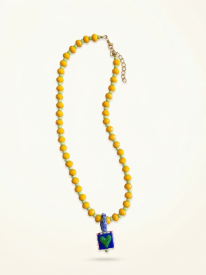 Alternative view of Collana Spring